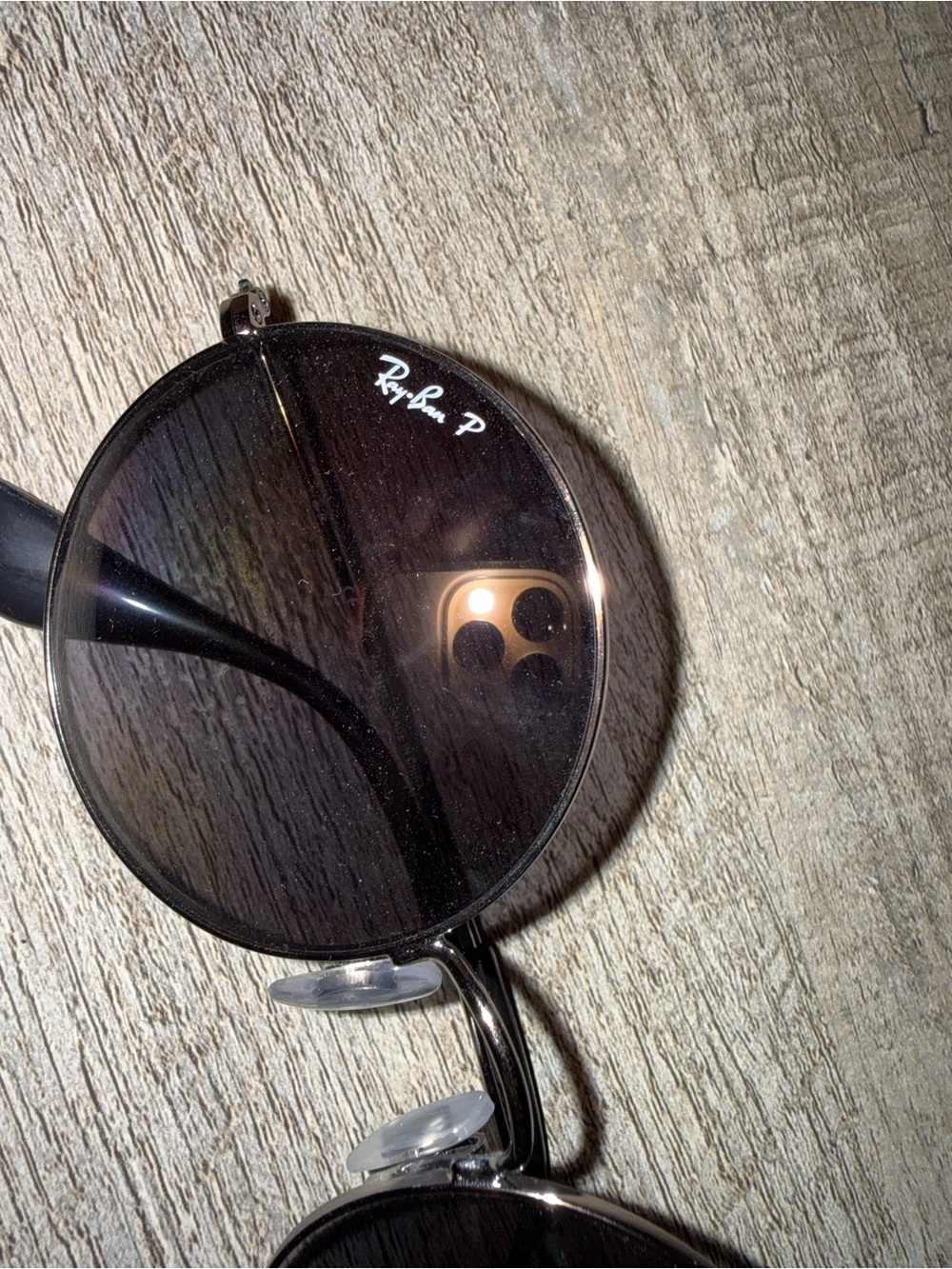 Ray-Ban Round Sunglasses in Black with Dark Grey Lenses